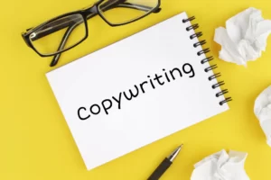 Você conhece a técnica mais usada pelas grandes empresas e agências de marketing e publicidade chama de copywriting? A copywriting é um processo de redação persuasiva voltada para vender. O termo vem do inglês e está ligado a diretamente aos profissionais de marketing e publicidade.