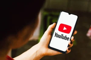 Bem-vindo ao artigo da AGNC Publicidade sobre o uso do YouTube Ads para empresas. O YouTube é uma plataforma amplamente popular que oferece uma excelente oportunidade de anunciar seus produtos e serviços para um público vasto e diversificado.