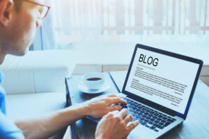 Sim, blogs continuam sendo uma ferramenta eficaz para marketing digital, desde que sejam planejados e ofereçam conteúdo de qualidade.