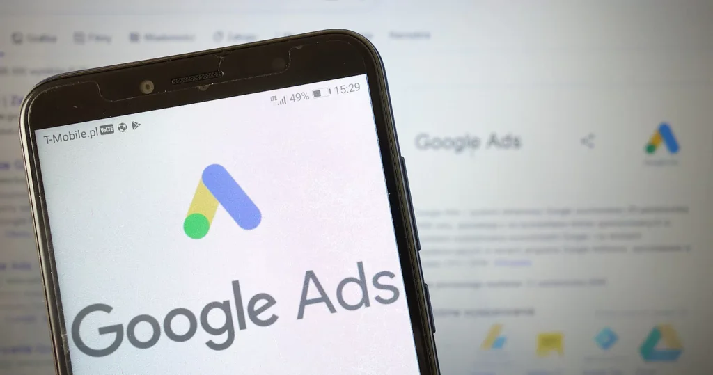 A resposta é simples: agora mesmo! Não importa o tamanho da sua empresa ou o seu orçamento, o Google Ads pode te ajudar a alcançar seus objetivos de marketing. Se você está começando, comece com um orçamento pequeno e vá aumentando gradualmente conforme seus resultados melhorarem. O importante é dar o primeiro passo e começar a aproveitar os benefícios do Google Ads.