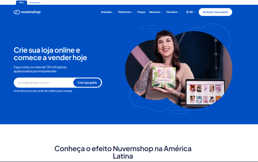 A Nuvemshop é uma plataforma de ecommerce 100% brasileira, o que significa que ela foi pensada para atender às necessidades do mercado nacional. Com uma interface intuitiva e suporte em português, ela é uma ótima opção para quem está começando. plataformas de ecommerce para iniciantes. 