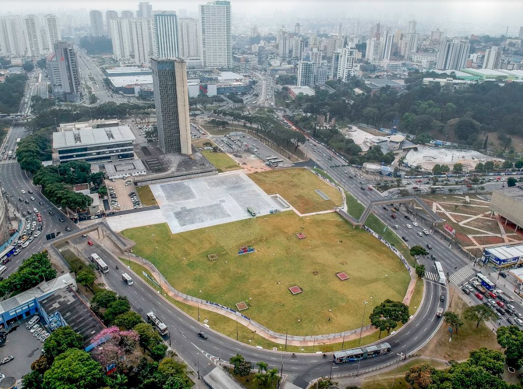 Olá, aqui é o Patrick, redator da AGNC Marketing e Publicidade, e se você está buscando formas reais de escalar sua empresa, fica comigo até o final deste artigo. Afinal, contratar uma agência de marketing em São Bernardo do Campo pode ser justamente o diferencial estratégico que o seu negócio precisa para alcançar novos patamares. 📈