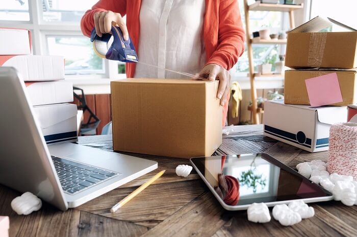No ambiente altamente competitivo dos marketplaces, não fazer SEO é o mesmo que montar uma vitrine numa rua sem movimento. Seu produto pode ser incrível, mas se ele não aparece nos primeiros resultados, ninguém vai saber. E o pior: seus concorrentes estarão ocupando o espaço que poderia ser seu.