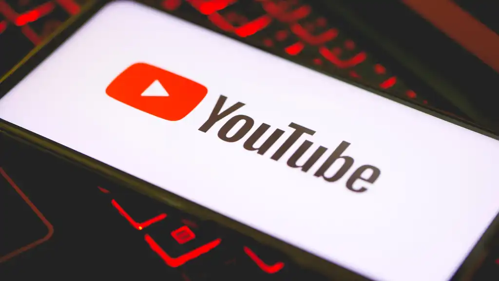Urgente: YouTube Desmonetiza Canais Feitos por IA! O Que Empreendedores Precisam Saber? AGNC Agência de Marketing Urgente: YouTube Desmonetiza Canais Feitos Por IA! A partir de 15 de julho de 2025, o YouTube apertará o cerco contra o que chama de conteúdo "inautêntico". Desmonetizando Canais Feitos Por IA.
