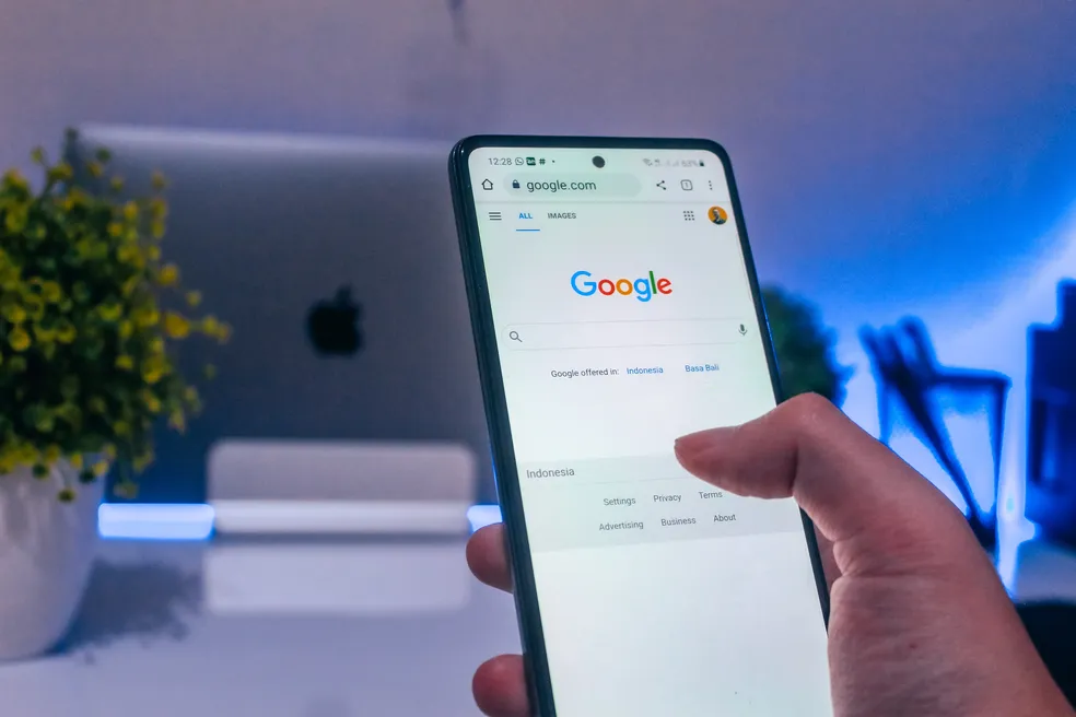 Como Aparecer Mais No Topo Do Google E Ter Mais Vendas Aprenda Como Aparecer Mais No Topo Do Google e trazer mais vendas e leads para a sua empresa crescer. Leia e Aplique!