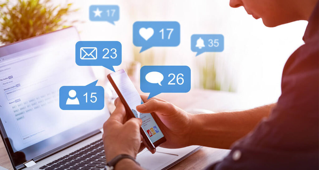 O Que é “Anúncio” No Marketing Digital? Entenda... Um anúncio no marketing digital é uma estratégia de se prospectar leads e vendas para sua empresa através de investimento em plataformas.