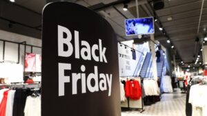 7 Estratégias De Vendas Para A Black Friday 2025 7 Estratégias De Vendas Para você bombar nas vendas da Black Friday 2025. Aprenda e Aplique!